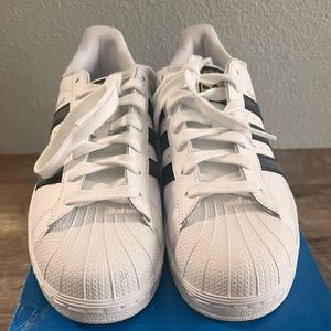 Adidas Superstar size 8.5
